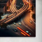 Highway: Viso Notturno di una Città in Movimento -